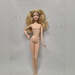 Barbie Muse Body Nude Blonde, Blue Eyes, Red Lips 2014 Holiday Barbie